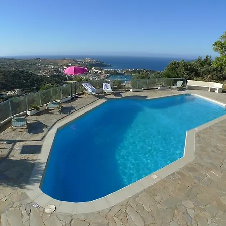 Aparthotel Bellair Village Agia Pelagia